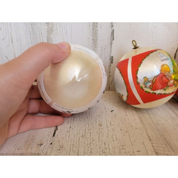 Vintage Hallmark satin Ball Xmas scenic ornament set - Picture 6 of 8